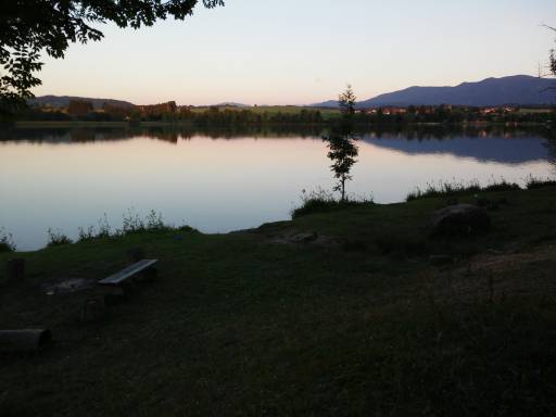 Romantischer Sonnenuntergang am Lechsee