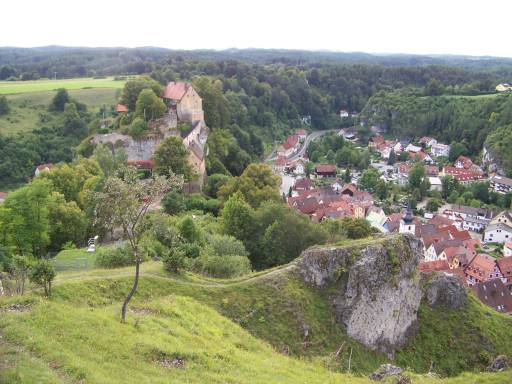 Blick auf Pottenstein in der Nähe des Campingplatz Jurahöhe