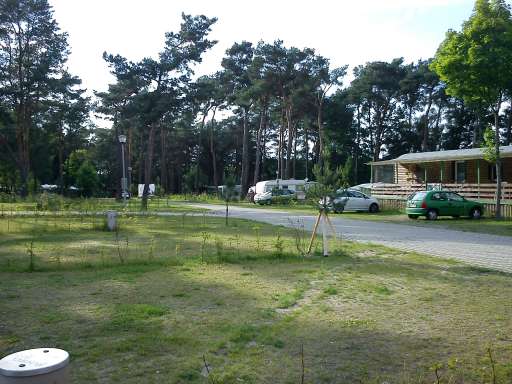 Ein paar Parzellen des Campingplatz Rathenow am Steckelsdorfer See