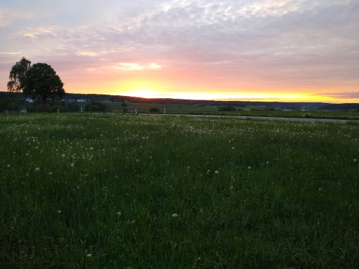 Camping mit Aussicht, auch auf einen tollen Sonnenuntergang