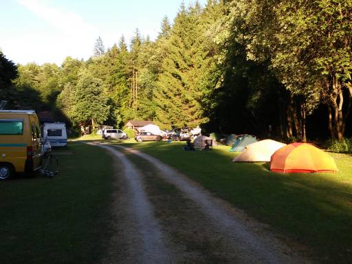 Der Campingplatz des Gasthof Waldmühle in Freienfels
